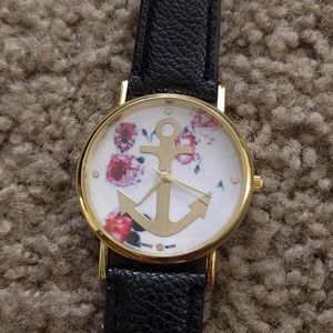 Sold,‼️‼️Watch ‼️free with any purchase ❤️